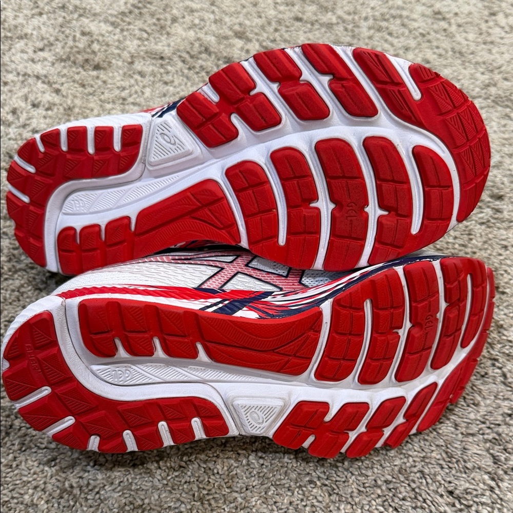 Women's Size 8 Asics Red, White and Blue USA Athletic Shoes - Picture 5 of 5